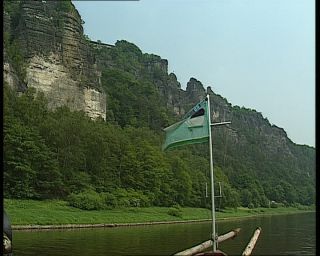 Link to Video | tourist destination, Saxony, maritime transport, Elbe, German Democratic Republic, 1990, color, standard-definition television, Elbe Sandstone Mountains, 1990s, tour boat ride, river, Betacam SP, eastern Germany