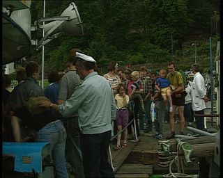 Link to Video | tourist destination, Saxony, maritime transport, Elbe, German Democratic Republic, 1990, color, standard-definition television, Elbe Sandstone Mountains, 1990s, tour boat ride, river, Betacam SP, eastern Germany