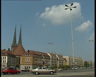 Link to Video | 1990, color, Berlin
