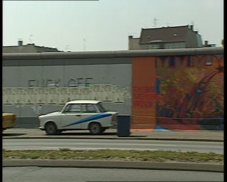 Link to Video | 1990, color, Berlin