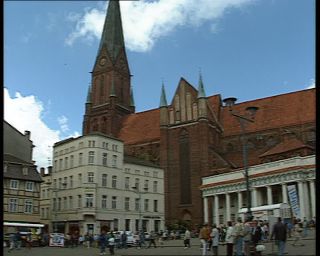 Link to Video | Mecklenburg-Western Pomerania, summer, German Democratic Republic, Schwerin, 1990, color, standard-definition television, Mecklenburg, 1990s, Betacam SP