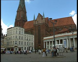 Link to Video | Mecklenburg-Western Pomerania, summer, German Democratic Republic, Schwerin, 1990, color, standard-definition television, Mecklenburg, 1990s, Betacam SP