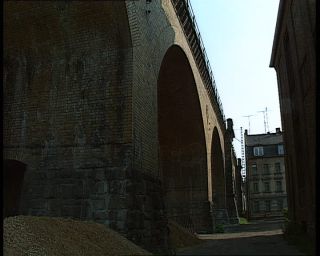 Link to Video | Saxony, architecture, German Democratic Republic, façade, 1990, Leipzig, building, working class quarter, eastern Germany