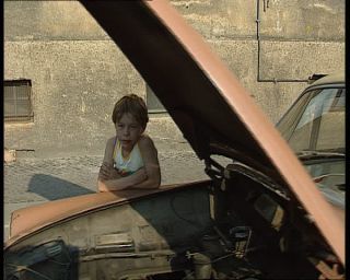 Link to Video | passenger car, Saxony, motor car, German Democratic Republic, 1990, Leipzig, repair, working class quarter, eastern Germany