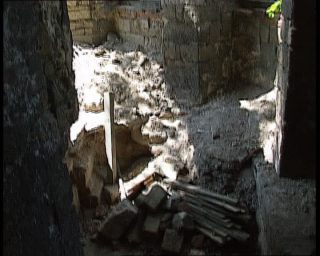 Link to Video | ruins, Saxony, Dresden Castle, German Democratic Republic, Dresden, 1990, ruinous, château, eastern Germany