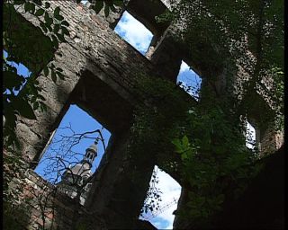 Link to Video | ruins, Saxony, Dresden Castle, German Democratic Republic, Dresden, 1990, ruinous, château, eastern Germany