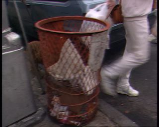 Link to Video | Manhattan, Third Avenue, Big Apple, color, 1989, United States of America, passenger, yellow cab, New York City, Little Germany, male human, man