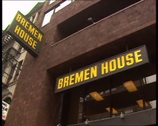 Link to Video | Manhattan, Third Avenue, Big Apple, color, 1989, United States of America, passenger, yellow cab, New York City, Little Germany, male human, man