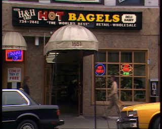 Link to Video | Manhattan, Third Avenue, Big Apple, color, 1989, United States of America, passenger, yellow cab, New York City, Little Germany, male human, man