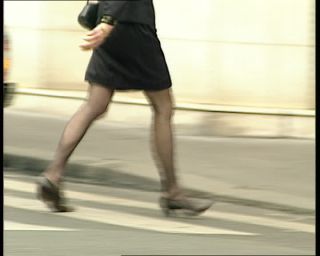 Link to Video | tourist destination, leg, France, megacity, metropolis, 1991, color, shoe, standard-definition television, 1990s, Europe, megalopolis, human leg, Betacam SP, Paris