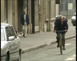 Link to Video | tourist destination, France, megacity, metropolis, 1991, color, standard-definition television, 1990s, Europe, megalopolis, Betacam SP, Paris