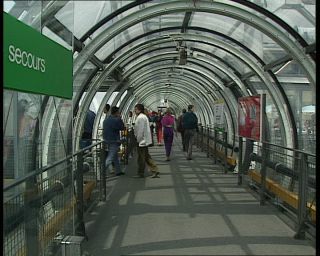 Link to Video | tourist destination, cultural center, France, megacity, Centre Georges Pompidou, metropolis, 1991, color, standard-definition television, 1990s, Europe, megalopolis, tourist attraction, Betacam SP, Paris
