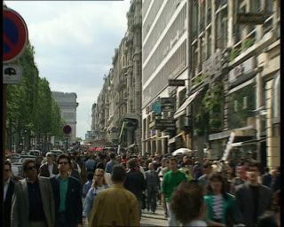 Link to Video | tourist destination, France, megacity, metropolis, 1991, color, standard-definition television, 90s, 1990s, Europe, megalopolis, avenue des Champs-Élysées, Betacam SP, Paris