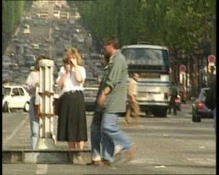 Link to Video | tourist destination, France, megacity, metropolis, 1991, color, standard-definition television, 90s, 1990s, Europe, megalopolis, avenue des Champs-Élysées, Betacam SP, Paris