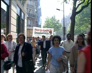 Link to Video | tourist destination, France, megacity, demonstration, labor union, metropolis, 1991, color, standard-definition television, protest, 1990s, Europe, megalopolis, Betacam SP, Paris