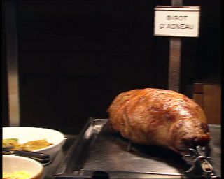 Link to Video | tourist destination, France, megacity, metropolis, 1991, color, standard-definition television, hotel, 1990s, Europe, megalopolis, Betacam SP, Paris