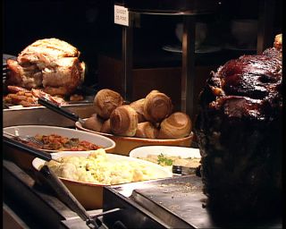 Link to Video | tourist destination, France, megacity, metropolis, 1991, color, standard-definition television, hotel, 1990s, Europe, megalopolis, Betacam SP, Paris