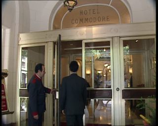 Link to Video | tourist destination, France, megacity, metropolis, 1991, color, standard-definition television, hotel, 1990s, Europe, megalopolis, Betacam SP, Paris