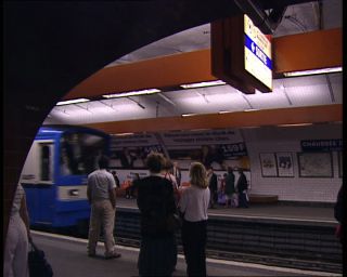 Link to Video | tourist destination, France, megacity, metropolis, 1991, color, standard-definition television, 90s, 1990s, Europe, megalopolis, Paris Métro, Betacam SP, Paris