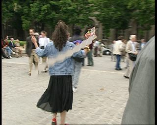 Link to Video | tourist destination, France, megacity, metropolis, 1991, color, standard-definition television, Notre-Dame de Paris, 1990s, Europe, megalopolis, tourist attraction, Betacam SP, Paris
