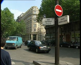 Link to Video | tourist destination, France, megacity, metropolis, 1991, color, standard-definition television, 1990s, Europe, megalopolis, Betacam SP, Paris