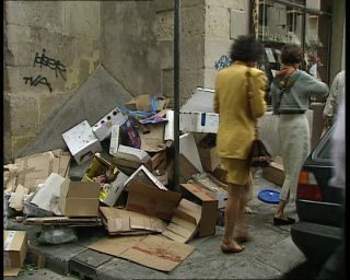 Link to Video | tourist destination, France, megacity, metropolis, 1991, color, standard-definition television, 1990s, Europe, megalopolis, tourist attraction, Betacam SP, Paris