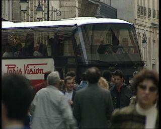 Link to Video | tourist destination, France, megacity, metropolis, 1991, color, standard-definition television, 1990s, Europe, megalopolis, tourist attraction, Betacam SP, Paris