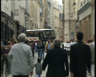 Link to Video | tourist destination, France, megacity, metropolis, 1991, color, standard-definition television, 1990s, Europe, megalopolis, tourist attraction, Betacam SP, Paris