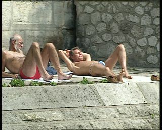 Link to Video | tourist destination, France, megacity, resting, metropolis, 1991, color, lying, standard-definition television, 90s, 1990s, river, Europe, sun bathing, megalopolis, Betacam SP, Paris