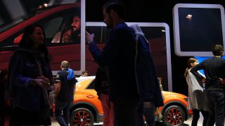 Link to Video | passenger car, motor car, Frankfurt am Main, audience, trade fair, International Motor Show Germany