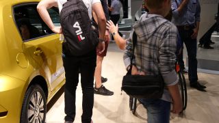 Link to Video | passenger car, motor car, Frankfurt am Main, audience, trade fair, International Motor Show Germany