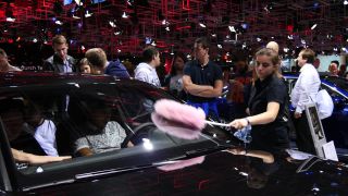 Link to Video | passenger car, motor car, Frankfurt am Main, audience, trade fair, International Motor Show Germany