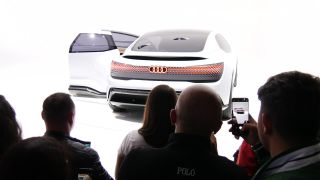 Link to Video | passenger car, motor car, Frankfurt am Main, audience, trade fair, International Motor Show Germany