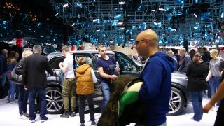 Link to Video | passenger car, motor car, Frankfurt am Main, audience, trade fair, International Motor Show Germany