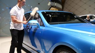 Link to Video | passenger car, motor car, Frankfurt am Main, audience, trade fair, International Motor Show Germany