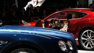 Link to Video | passenger car, motor car, Frankfurt am Main, audience, trade fair, International Motor Show Germany