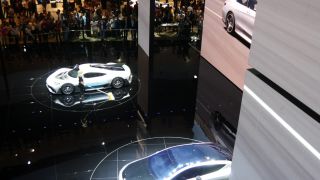 Link to Video | passenger car, motor car, Frankfurt am Main, audience, trade fair, International Motor Show Germany