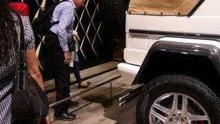 Link to Video | passenger car, motor car, Frankfurt am Main, audience, trade fair, International Motor Show Germany