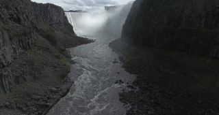 Link to Video | landscape, tourist destination, Iceland, Nature in art, Scandinavia, color, 2016, liquid water, waterfall, Iceland, Europe, tourist attraction, nature