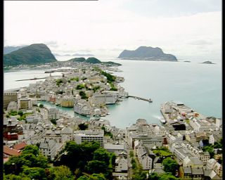 Link to Video | Norway, 1993, Scandinavia, color, standard-definition television, 90s, 1990s, Ålesund Municipality, Betacam SP