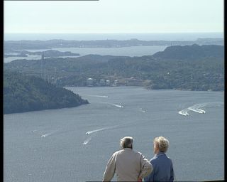 Link to Video | Norway, 1993, Scandinavia, color, standard-definition television, Bergen, 90s, 1990s