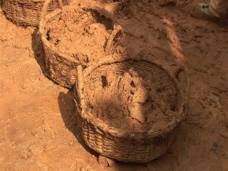 Link to Video | experiment, tourist destination, Middle Ages, Yonne, France, Guédelon Castle, Bourgogne-Franche-Comté, Treigny, High Middle Ages, color, castle, tourist attraction, experimental archaeology, long-term experiment, 13th century