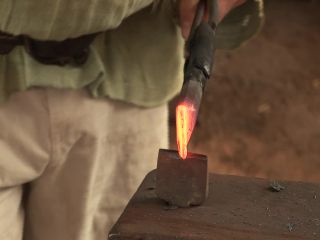 Link zum Video | Experiment, Tourismusziel, Mittelalter, Département Yonne, Frankreich, Guédelon, Bourgogne-Franche-Comté, Treigny, Hochmittelalter, Farbe, Burg, Sehenswürdigkeit, experimentelle Archäologie, Langzeituntersuchung, 13. Jahrhundert