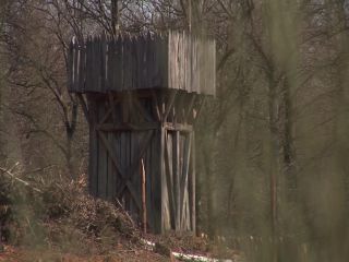 Link to Video | experiment, tourist destination, Middle Ages, Yonne, France, Guédelon Castle, Bourgogne-Franche-Comté, Treigny, 2007, High Middle Ages, color, castle, tourist attraction, experimental archaeology, long-term experiment, 13th century