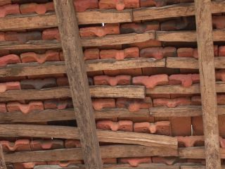Link to Video | experiment, tourist destination, Middle Ages, Yonne, France, Guédelon Castle, Bourgogne-Franche-Comté, Treigny, 2007, High Middle Ages, color, castle, tourist attraction, experimental archaeology, long-term experiment, 13th century