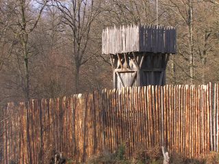Link to Video | experiment, tourist destination, Middle Ages, Yonne, France, Guédelon Castle, Bourgogne-Franche-Comté, Treigny, 2008, High Middle Ages, color, castle, tourist attraction, experimental archaeology, long-term experiment, 13th century