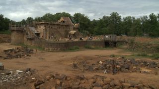 Link to Video | experiment, tourist destination, Middle Ages, Yonne, France, Guédelon Castle, Bourgogne-Franche-Comté, Treigny, 2009, High Middle Ages, color, castle, tourist attraction, experimental archaeology, long-term experiment, 13th century