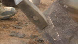 Link to Video | experiment, tourist destination, Middle Ages, Yonne, France, Guédelon Castle, Bourgogne-Franche-Comté, Treigny, 2009, High Middle Ages, color, castle, tourist attraction, experimental archaeology, long-term experiment, 13th century