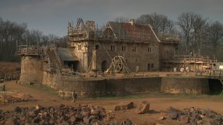 Link to Video | experiment, tourist destination, Middle Ages, Yonne, France, Guédelon Castle, Bourgogne-Franche-Comté, Treigny, 2010, High Middle Ages, color, craft, castle, construction site, tourist attraction, experimental archaeology, long-term experiment, 13th century