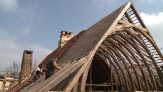 Link to Video | experiment, tourist destination, Middle Ages, Yonne, France, Guédelon Castle, Bourgogne-Franche-Comté, Treigny, 2010, High Middle Ages, color, craft, castle, construction site, tourist attraction, experimental archaeology, long-term experiment, 13th century